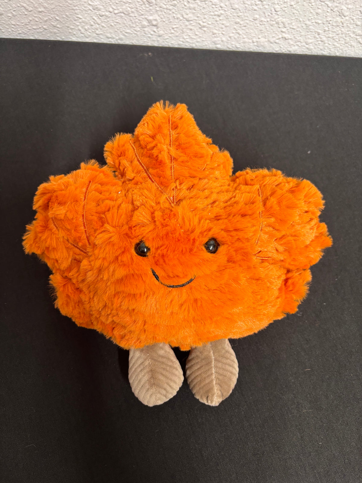Leaf plush