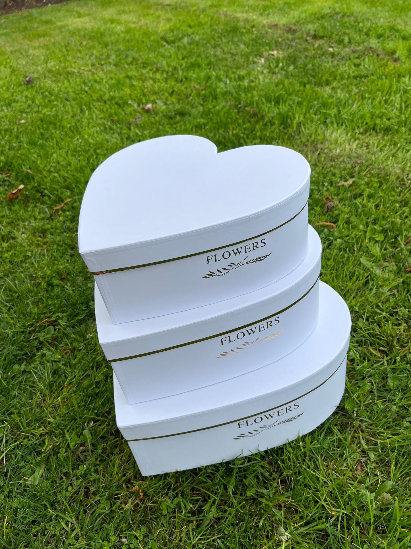 White Heart boxes 3 piece set NO SHIPPING for this product