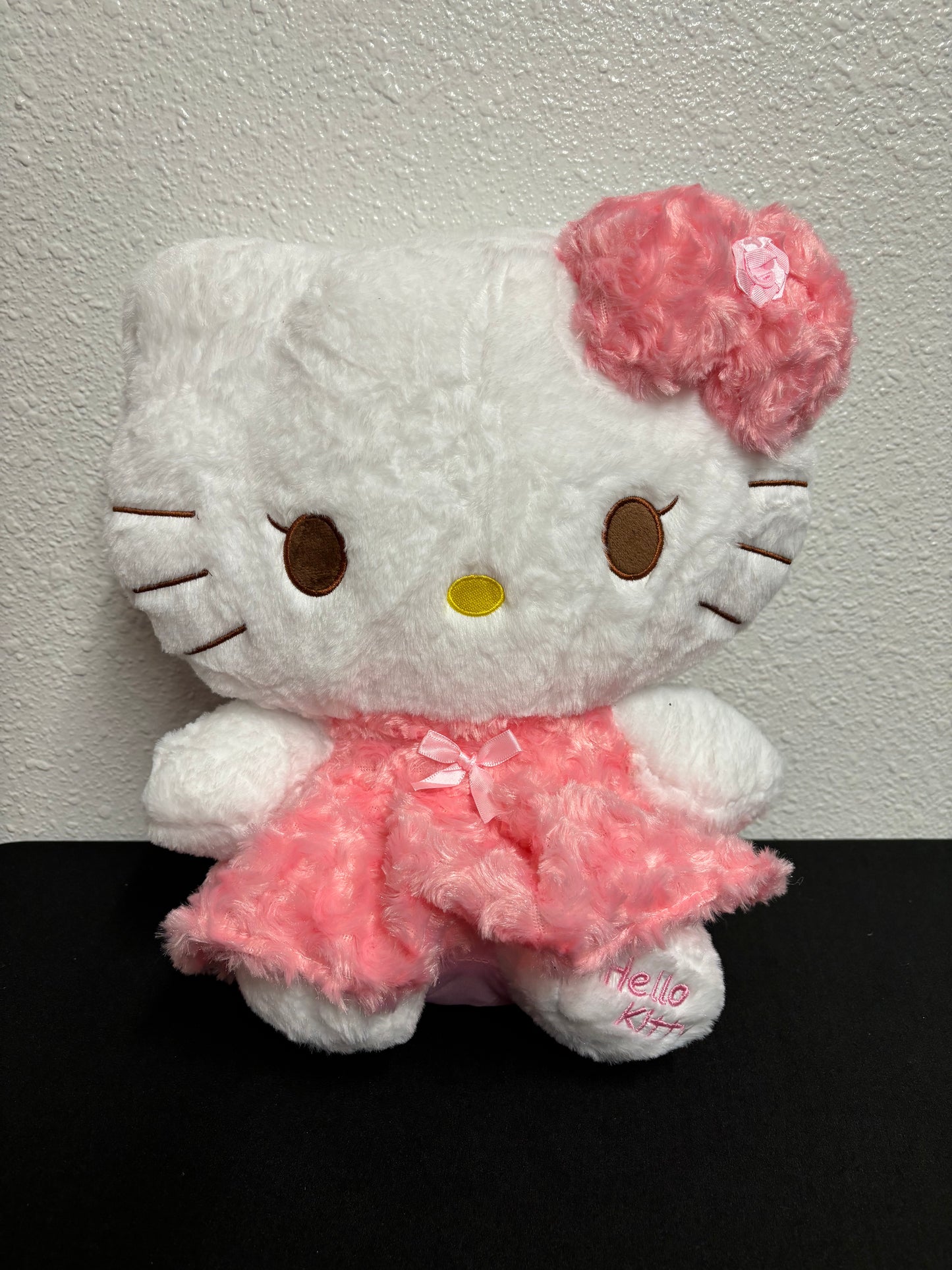 HK pink dress plush