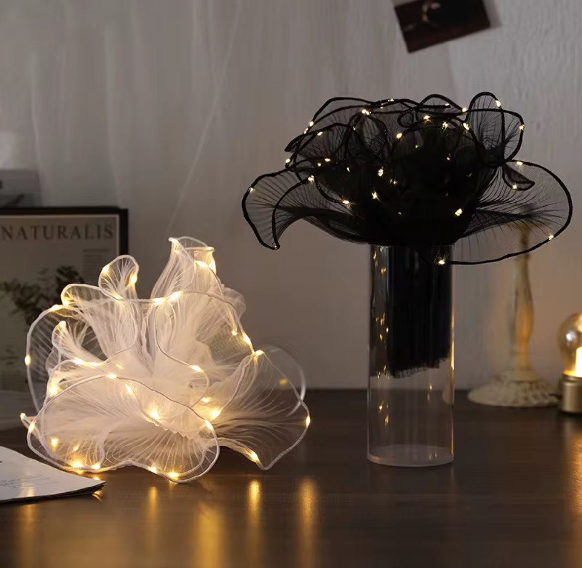 Wrapping Mesh- pearls, lights