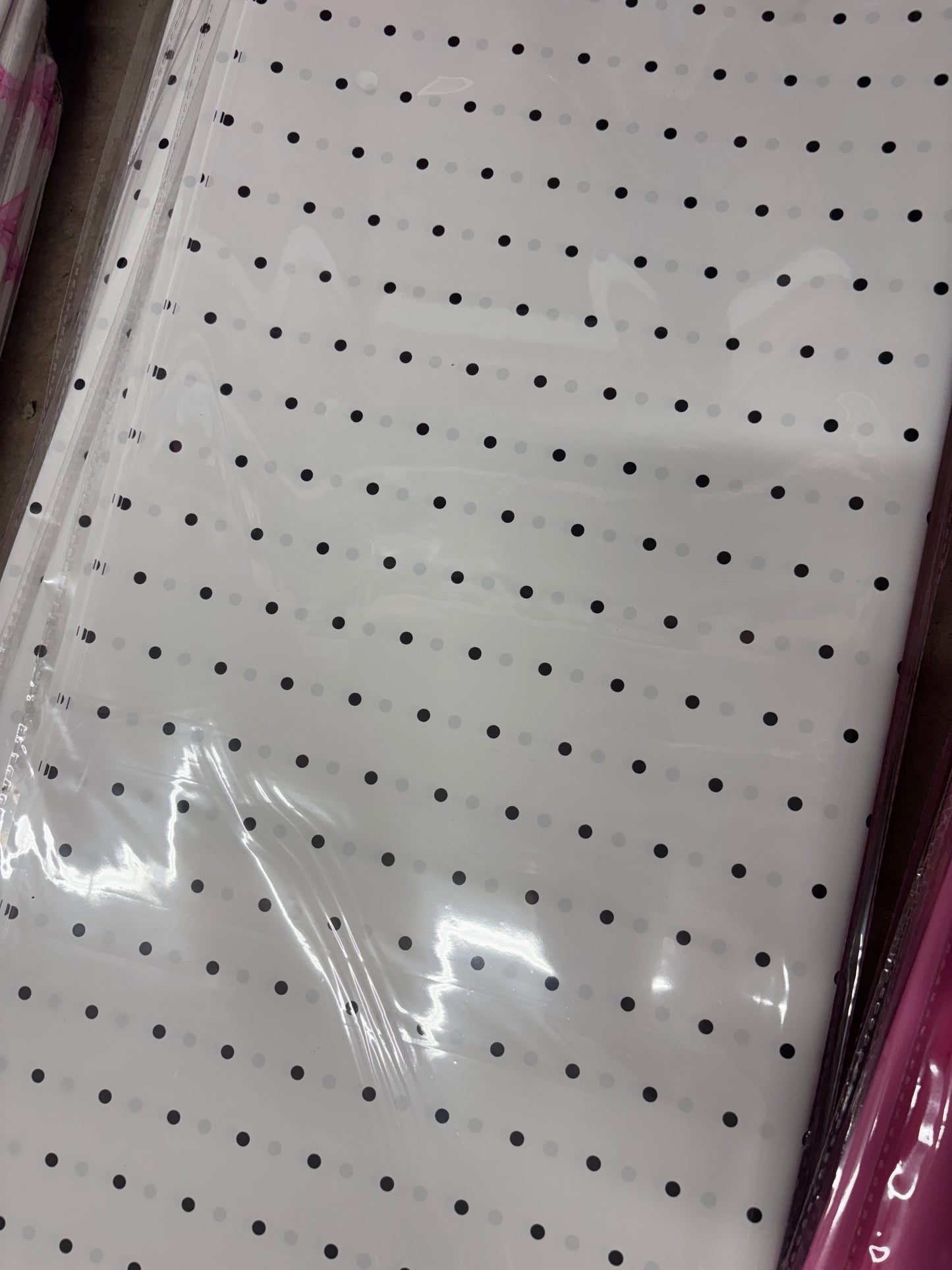 Polka dots paper