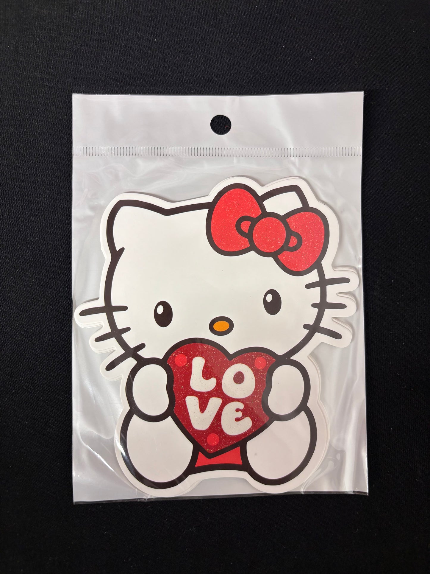 HK love topper