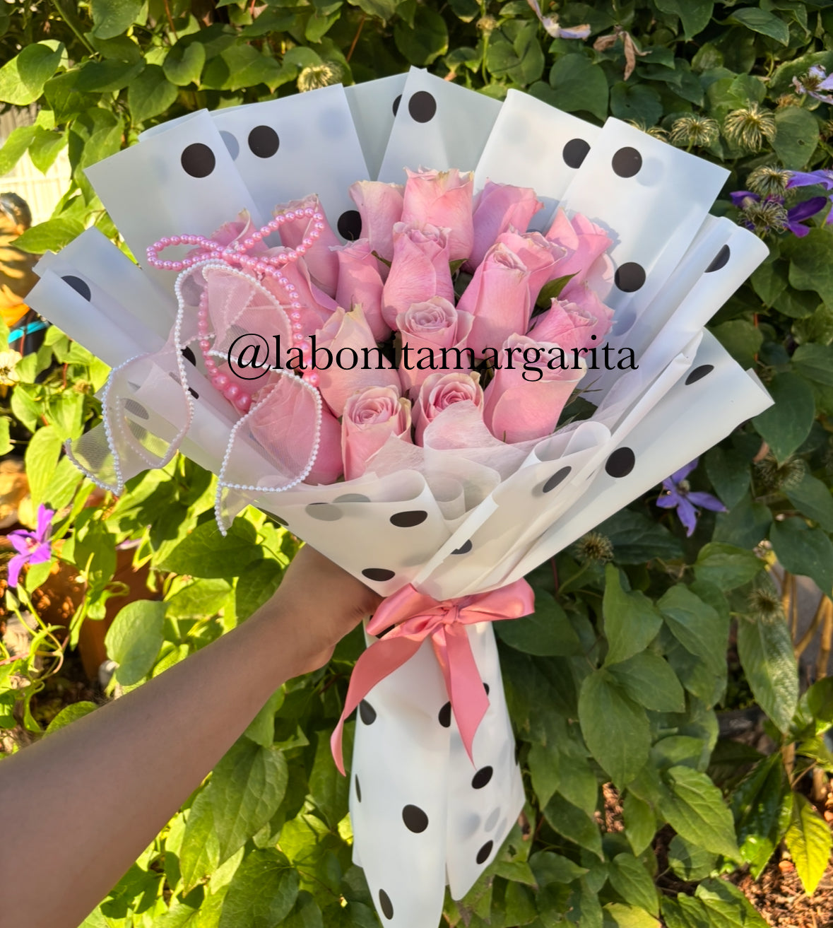 Polka dots paper