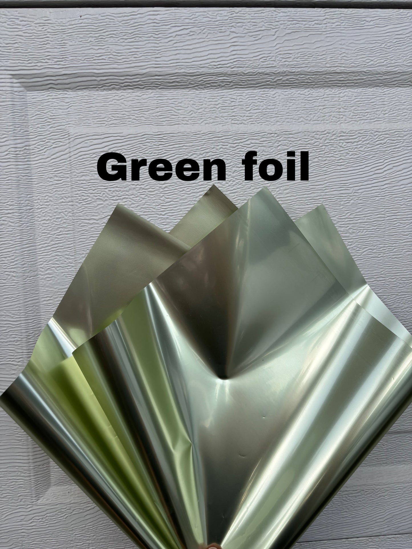 Green Paper solid & frosty